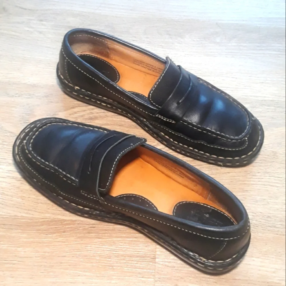 Vintage Born Women's Black Penny Loafers / Size 7.5 Square Toe Slip On Shoes